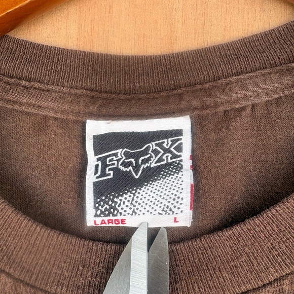Fox Chocolate Brown Tee - Picture 3 of 3